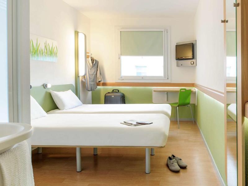 Ibis Budget Issoire Exteriér fotografie