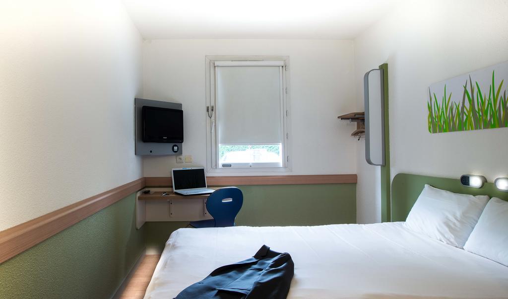 Ibis Budget Issoire Exteriér fotografie