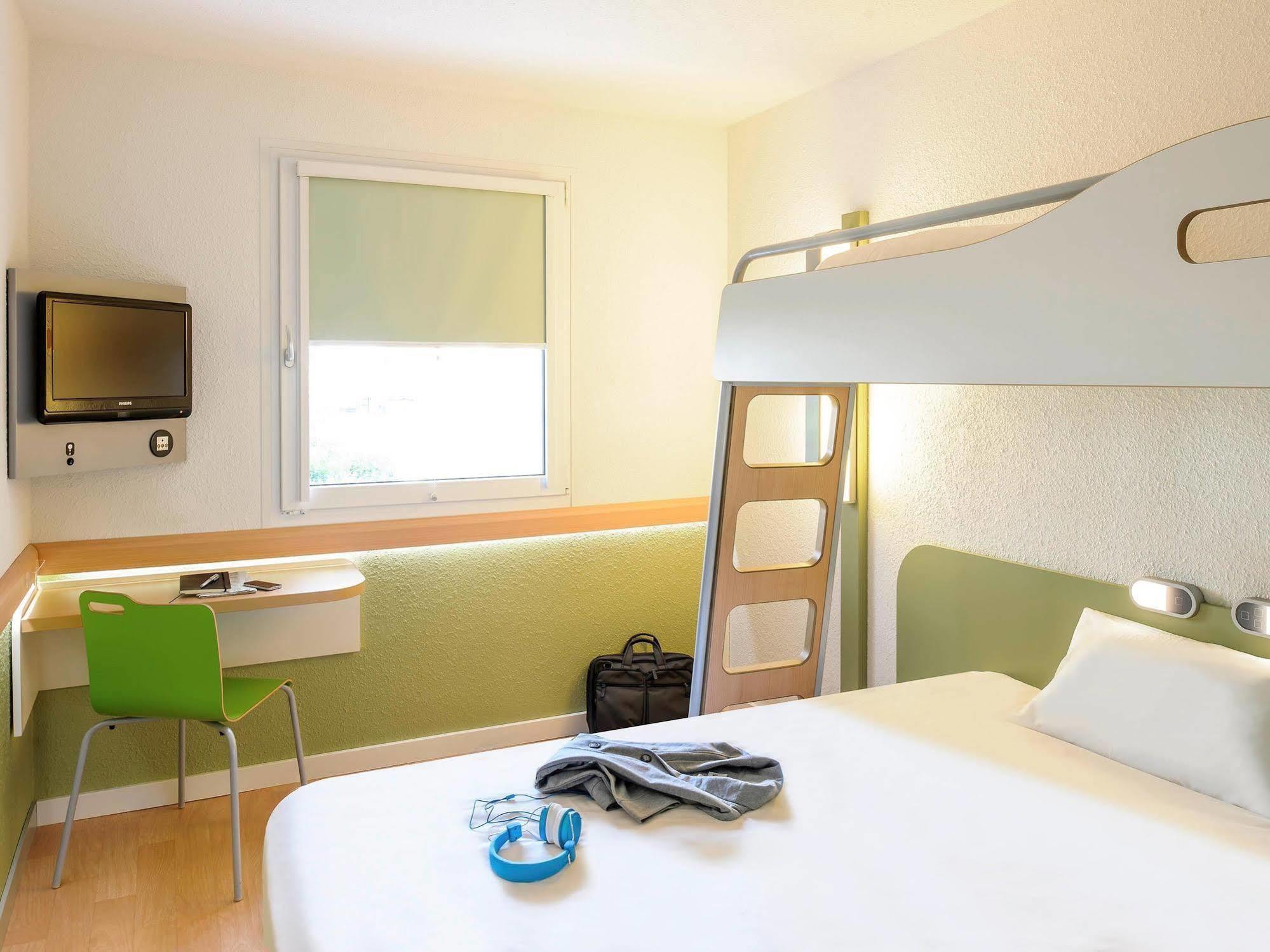 Ibis Budget Issoire Exteriér fotografie